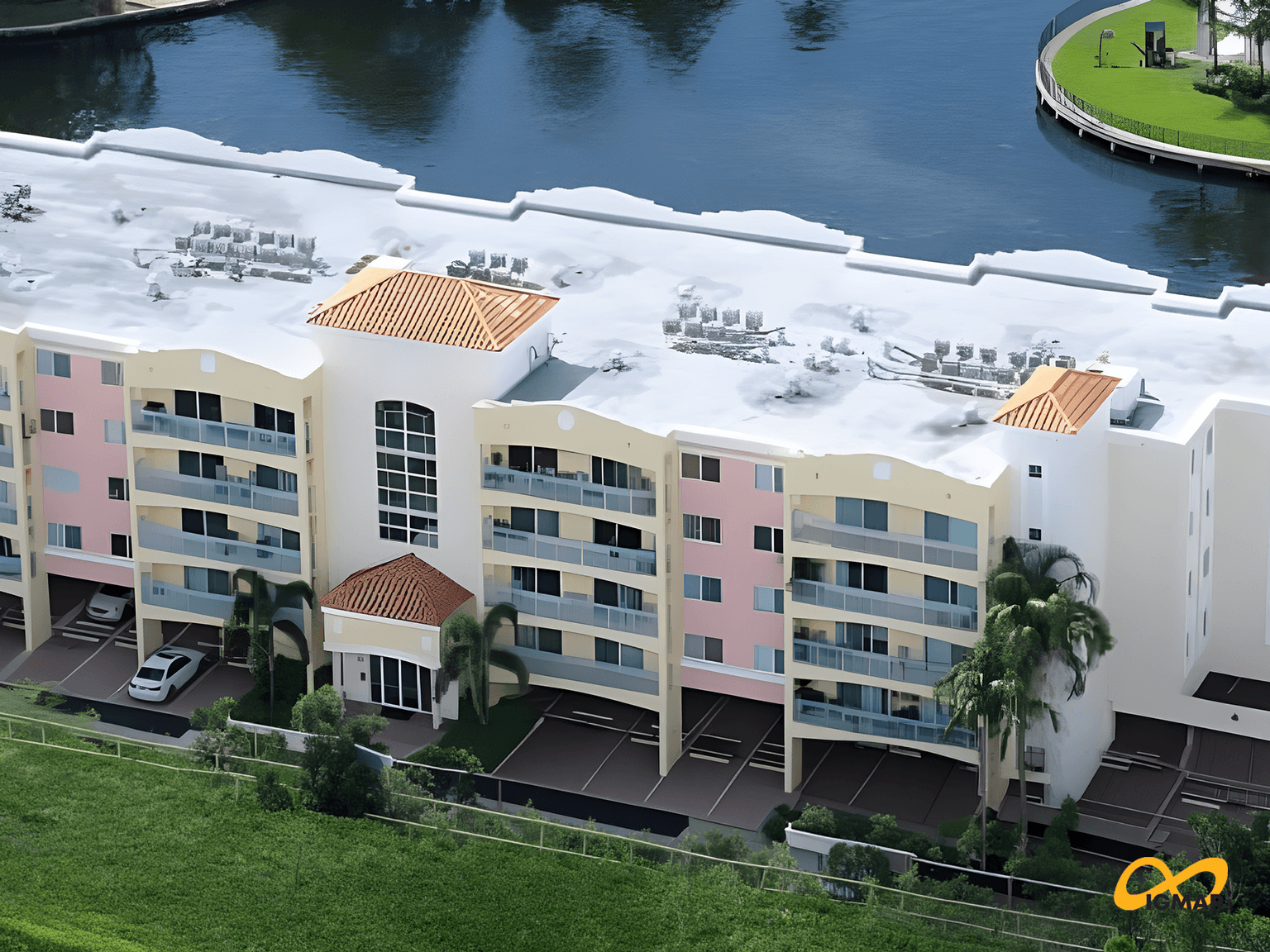 HALLANDALE YACHT CLUB - 01