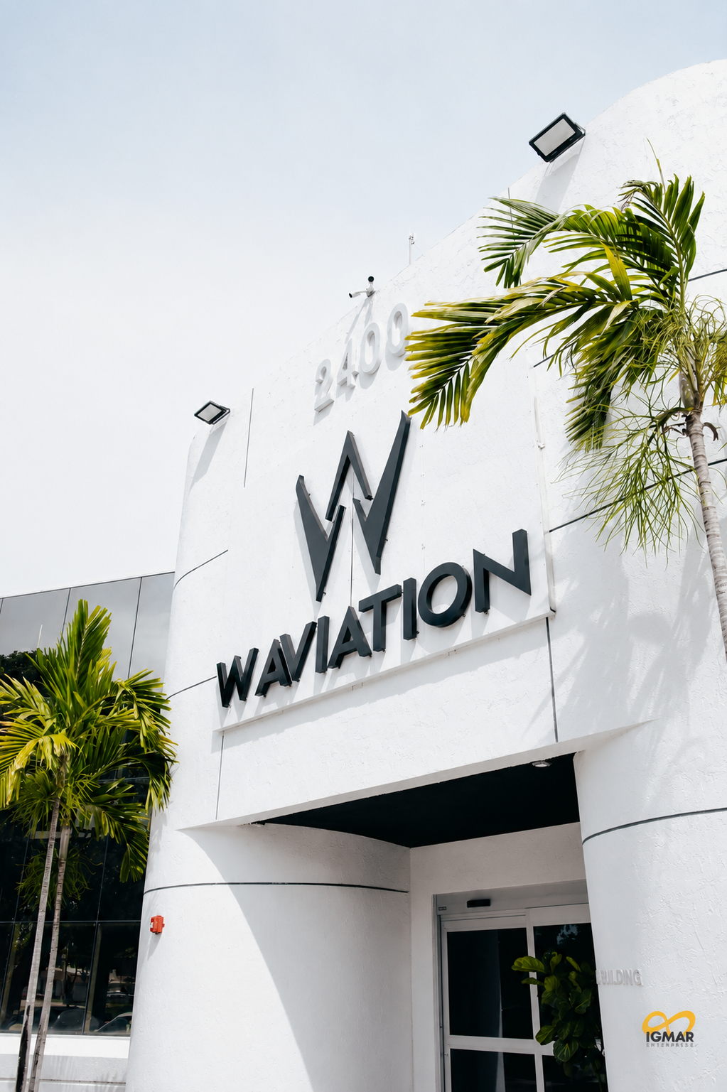 w aviation logo 1